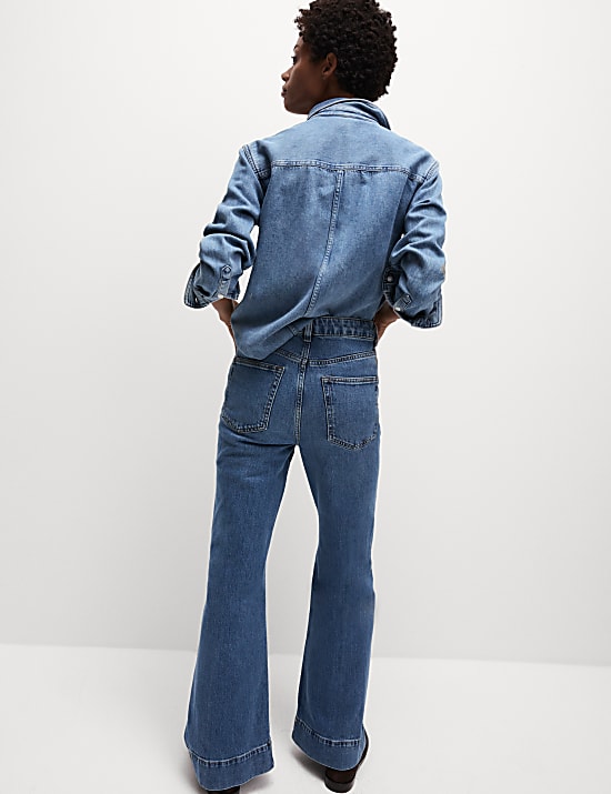 Patch Pocket Flare High Waisted Jeans