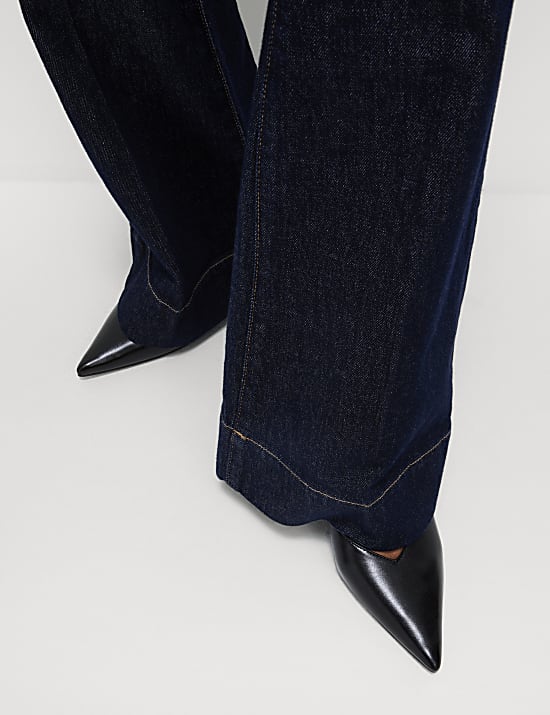 Ψηλόμεσο εβαζέ τζιν με απλικέ τσέπη