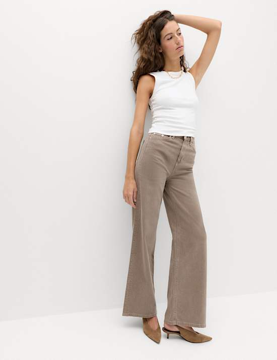 The Wide-Leg Jeans