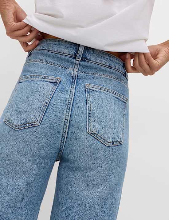 The Wide-Leg Jeans
