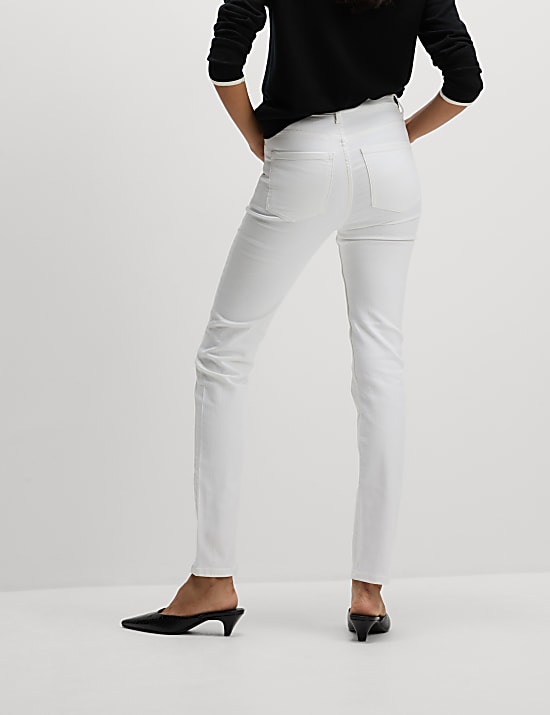 Lily Slim Fit Jeans