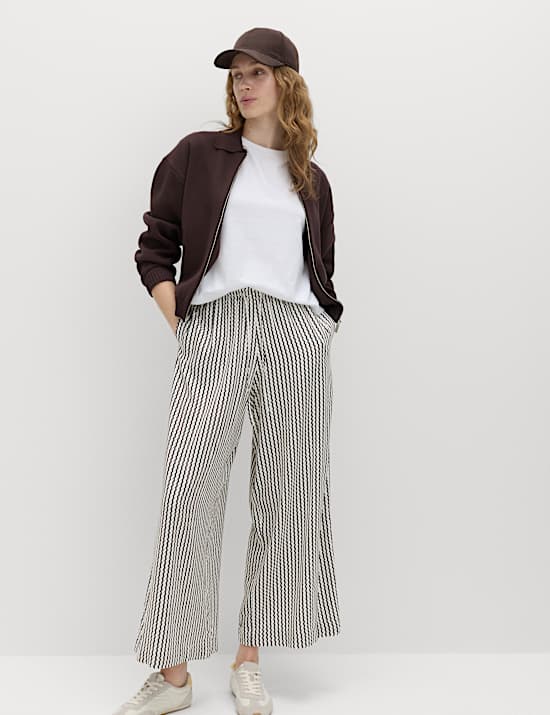 Printed Pull On Wide Leg Culottes