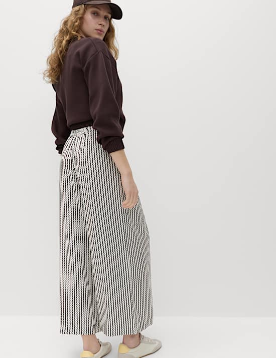 Printed Pull On Wide Leg Culottes