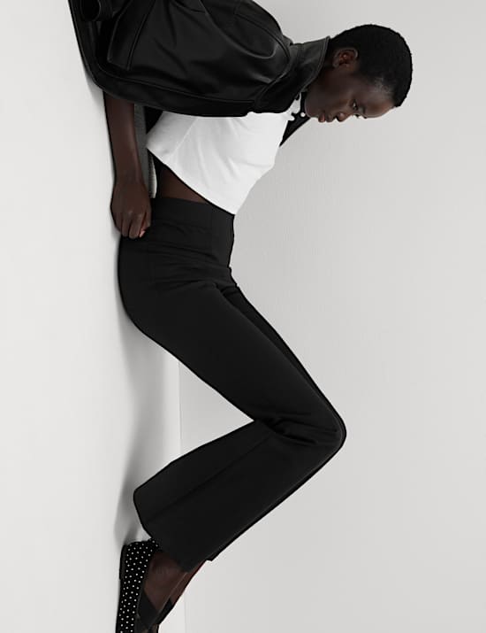 Kickflare-Leggings aus Ponté mit hohem Bund