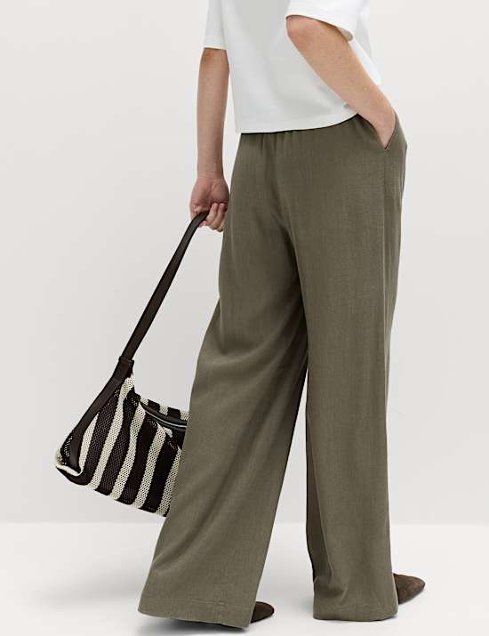 Broek met wijde pijpen, trekkoord en linnen