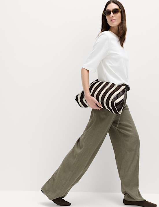 Broek met wijde pijpen, trekkoord en linnen