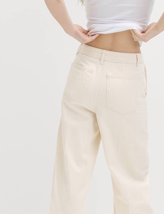 Katoenen broek met ballonpijpen en plooi langs de voorkant