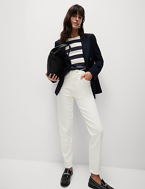 ג'ינס בגזרת Mom