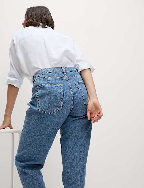 ג'ינס בגזרת Mom