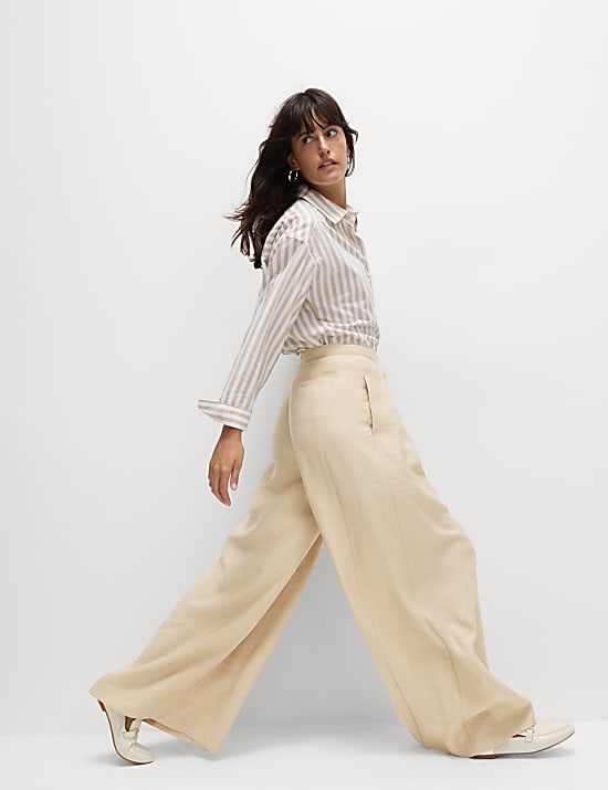 Lyocell Rich Pleated Wide Leg Trousers