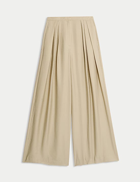 Lyocell Rich Pleated Wide Leg Trousers