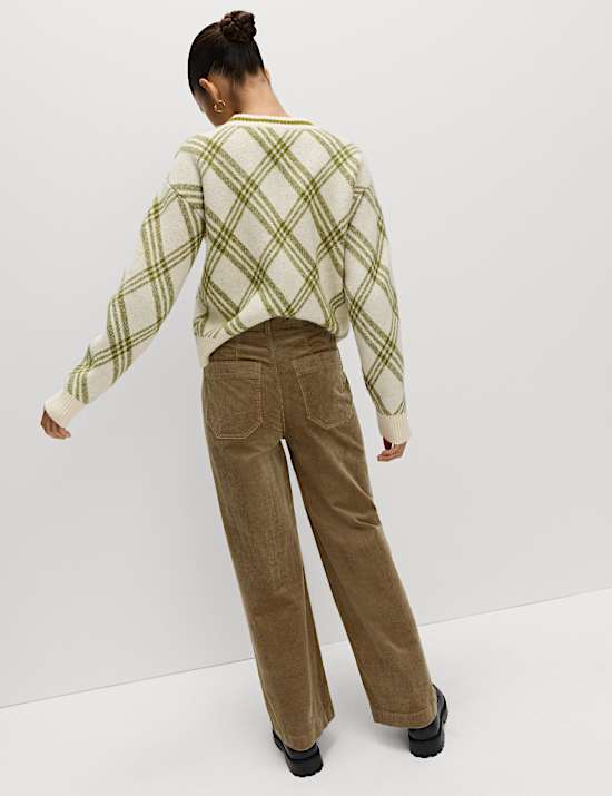 Pantalón de pata ancha de pana