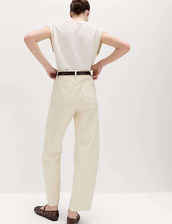Mid Rise Barrel Jeans