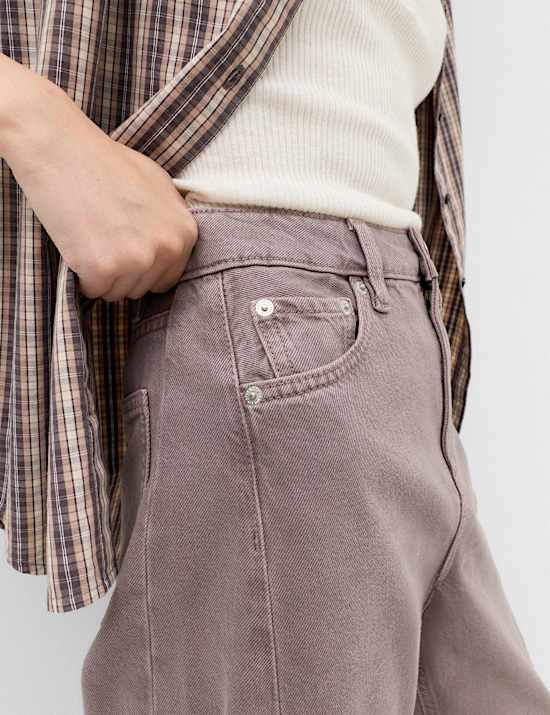 Jeans barrel de talle medio