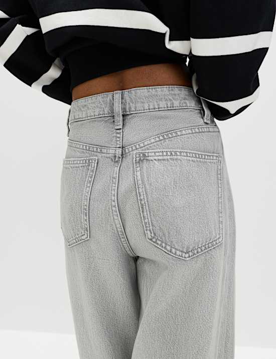 Mid Rise Barrel Jeans