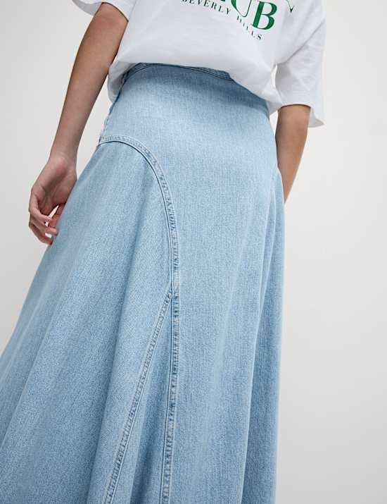 Jupe maxi asymétrique à taille haute en jean