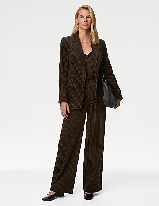 Pantalon coupe large en velours c&ocirc;tel&eacute;