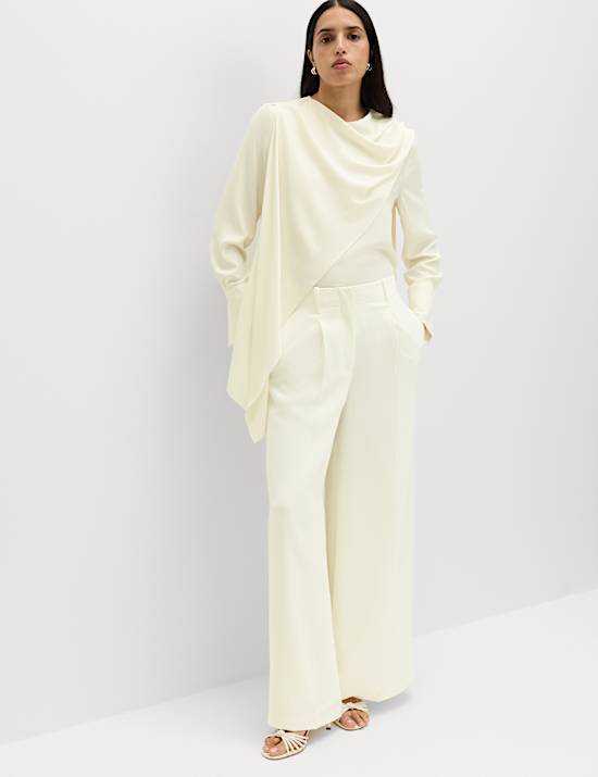 Single Pleat Wide Leg Trousers