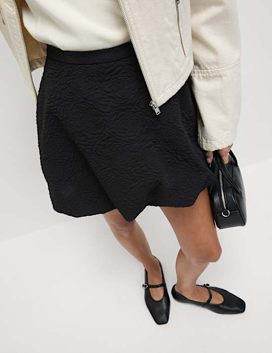 Jacquard-Minirock mit Ballonsaum