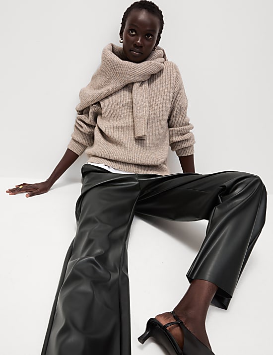 Broek met rechte pijpen en leren look