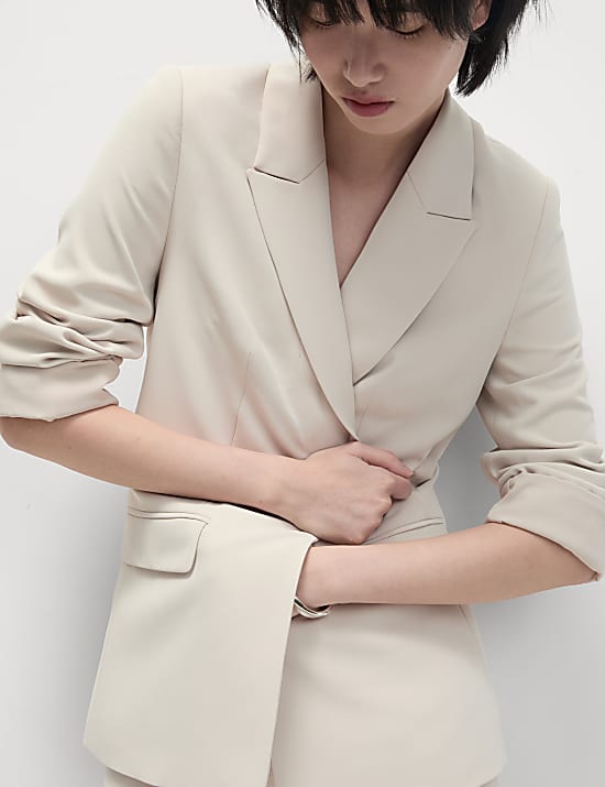 Relaxed Single Breasted Blazer