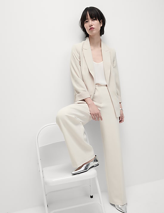 Relaxed Single Breasted Blazer