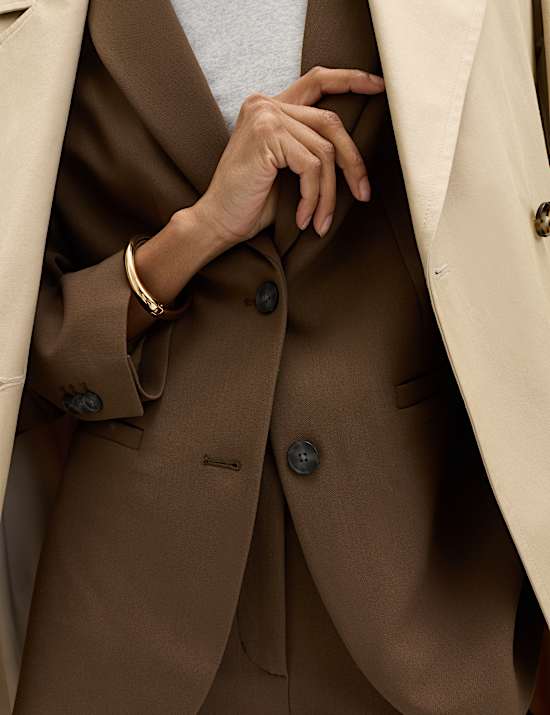 Relaxed Tailored Single-Breasted Blazer