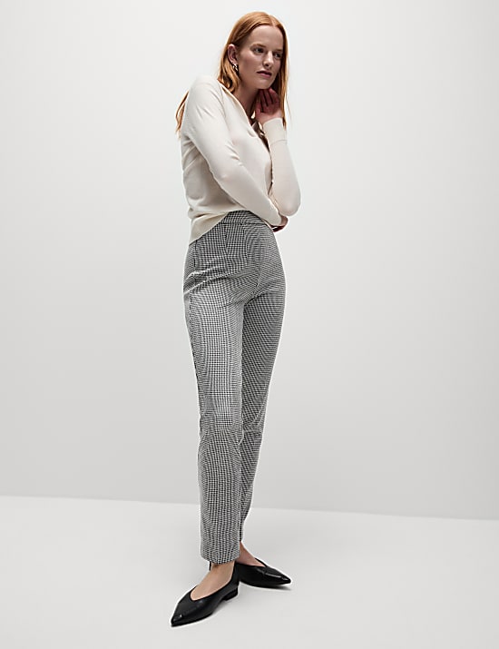 Pantalon coupe slim en jersey longueur cheville à carreaux