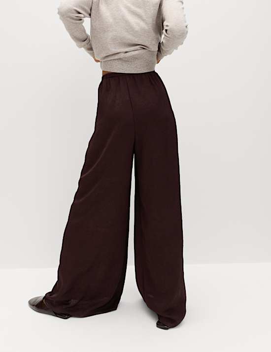Pantalon palazzo en satin effet froiss&eacute;