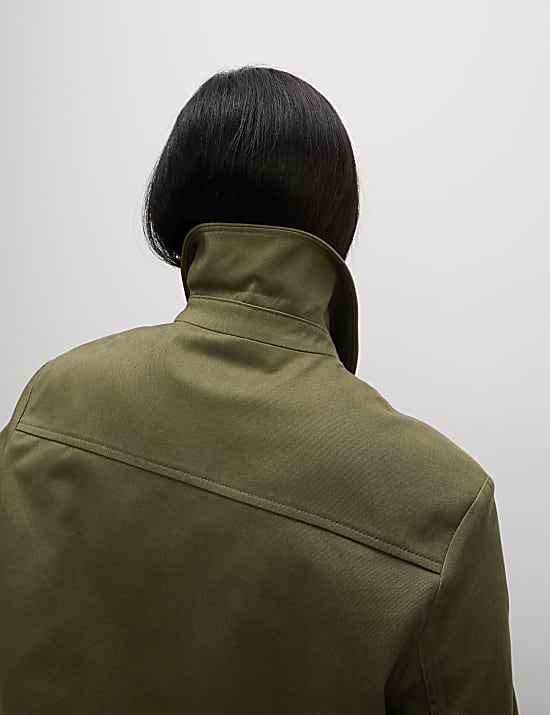 Kort, kraagloos twill jasje van zuiver katoen