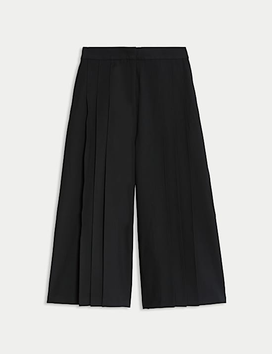 Utility Pleated Shorts