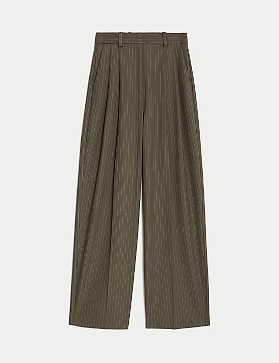 Pantal&oacute;n de pata ancha con pinzas de raya diplom&aacute;tica