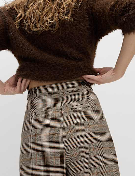 Checked Side Tab Back Pleated Trousers