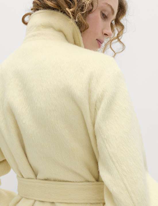 Brushed Belted Collared Short Coat with Wool