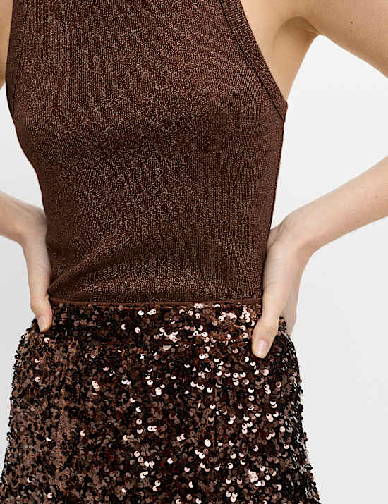 Minijupe patineuse en velours &agrave; sequins