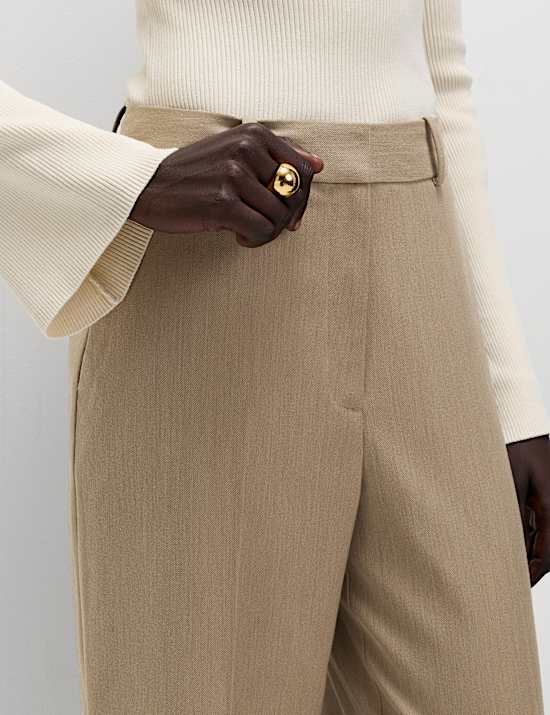 Broek met wijde pijpen en geplooide voorkant