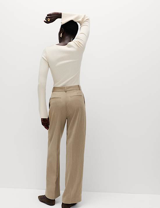 Broek met wijde pijpen en geplooide voorkant