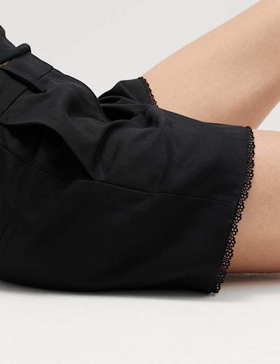 Celana Pendek Tersesuai Bahan Lyocell dengan Linen