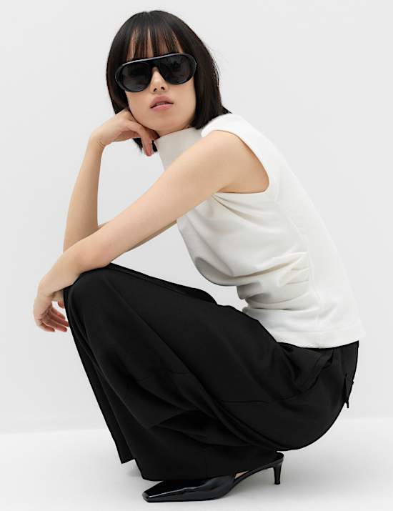 Barrel Leg Trousers
