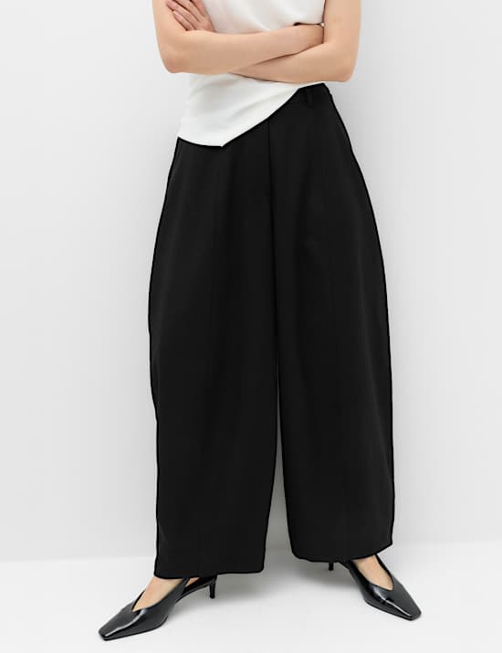Barrel Leg Trousers