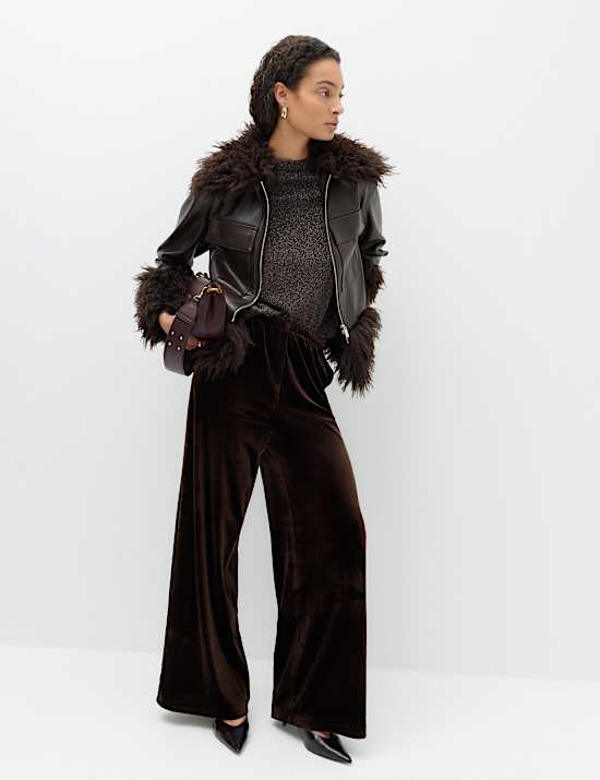 Pantalon en velours coupe large &agrave; taille &eacute;lastiqu&eacute;e