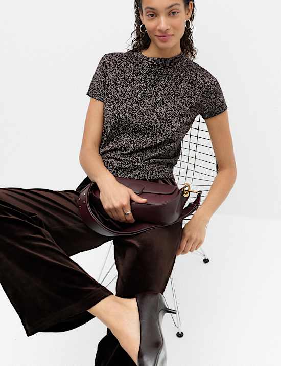 Pantalon en velours coupe large &agrave; taille &eacute;lastiqu&eacute;e