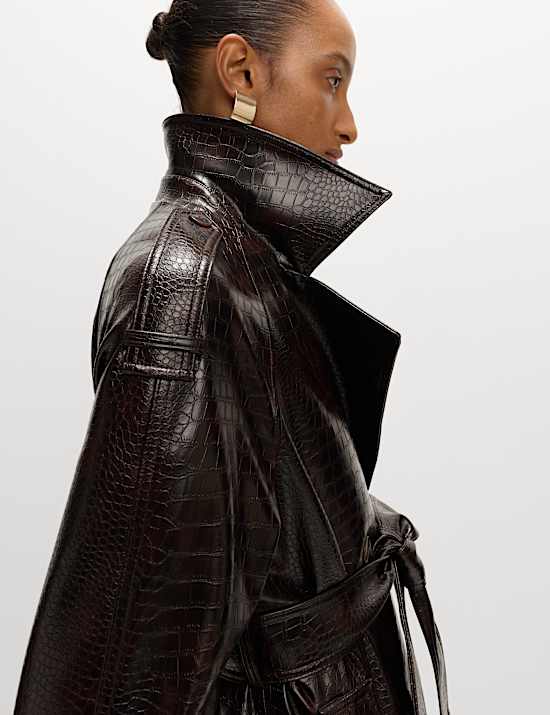 Coats & jackets