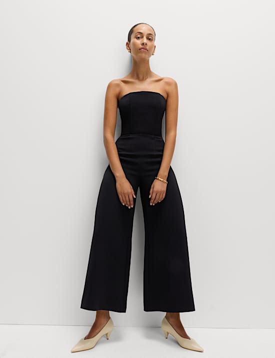 Knöchellanger Bandeau-Jumpsuit in maßgeschneiderter Passform