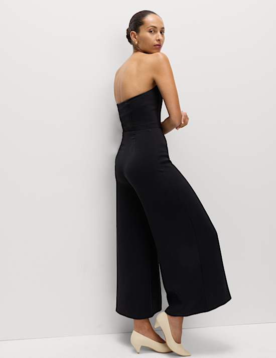 Knöchellanger Bandeau-Jumpsuit in maßgeschneiderter Passform