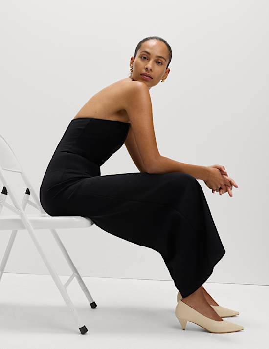 Knöchellanger Bandeau-Jumpsuit in maßgeschneiderter Passform