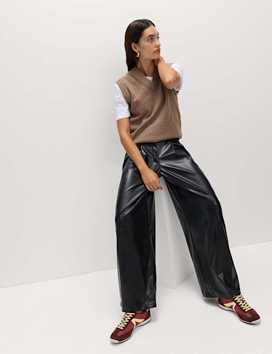 Pantalon coupe large en similicuir à double pli