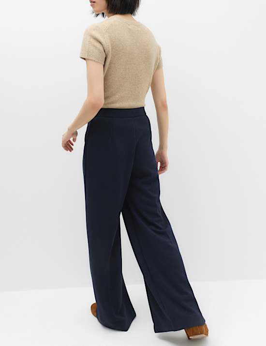 Pantalon coupe large en jersey de premi&egrave;re qualit&eacute; &agrave; d&eacute;tail couture