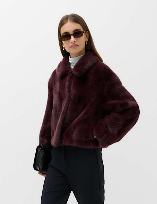 Faux Fur Collared Short Jacket