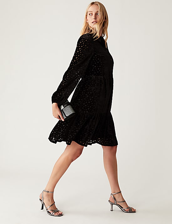 Star Devore Knee Length Shirt Dress